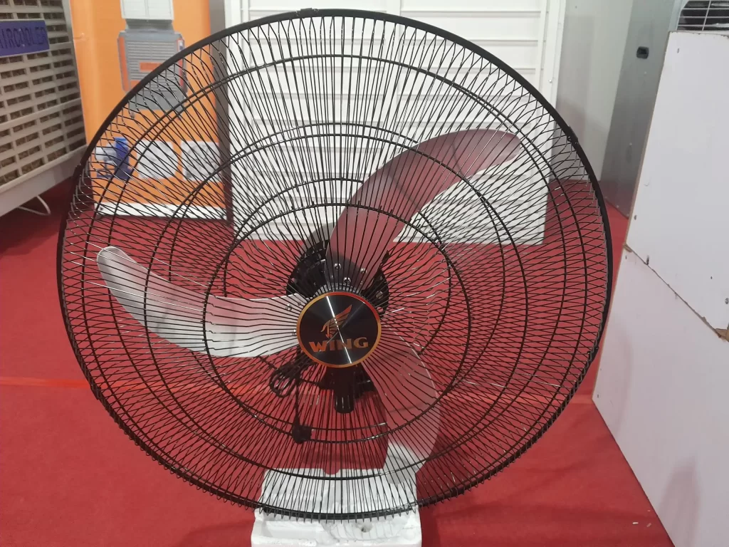Giá quạt công nghiệp treo tường 67 Quạt treo tường công nghiệp Wing